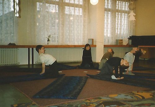 Jóga s dětmi v roce 2003